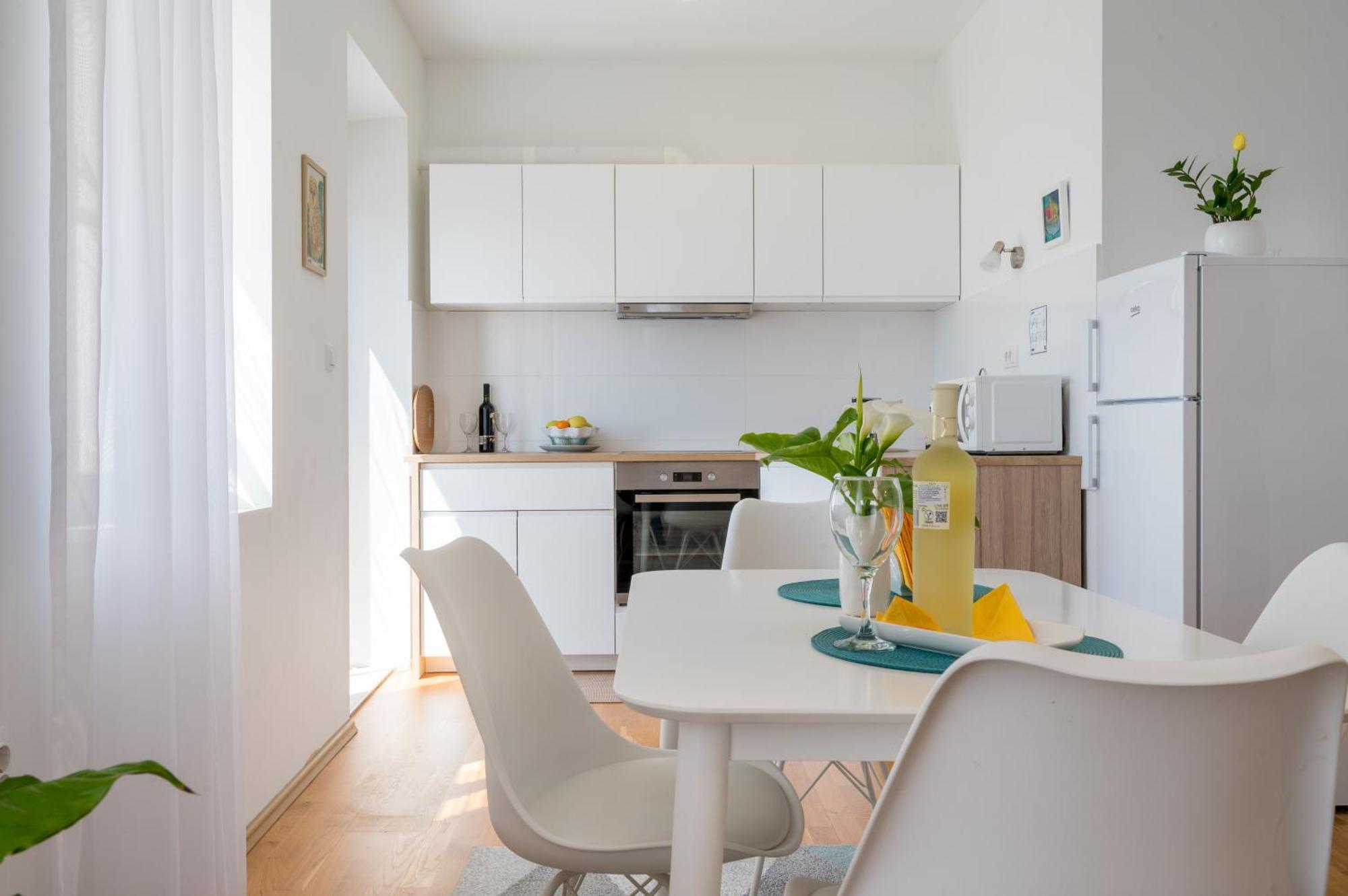 Apartment Lana Tivat Zewnętrze zdjęcie